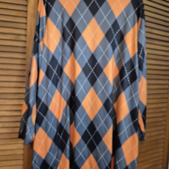 Argyle Patterned Cardigan - Picture 2 of 4